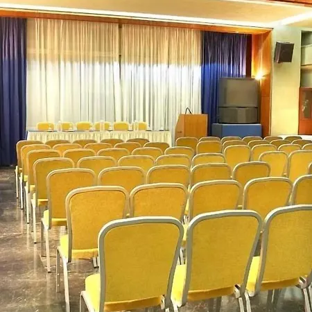 Hotel Samaras 3*