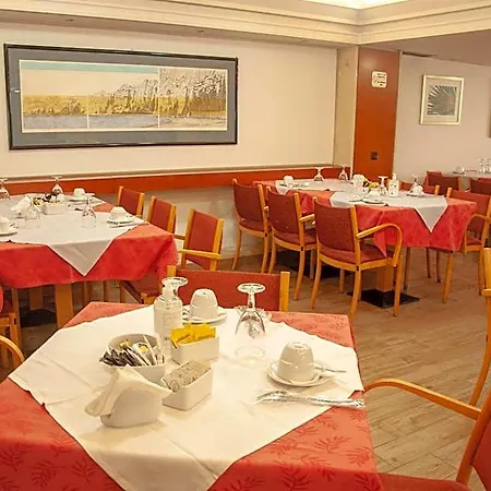 Hotel Samaras