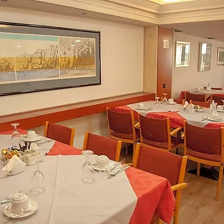 Samaras Hotel