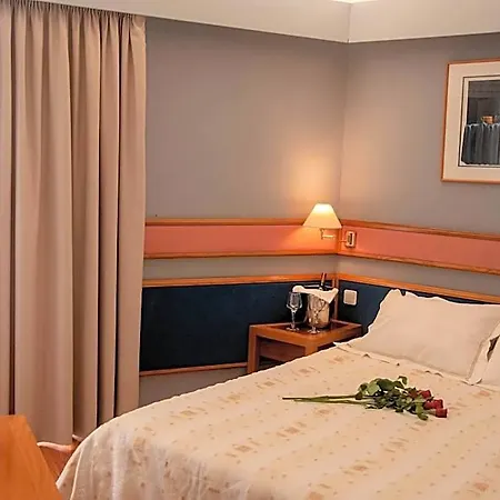 Samaras Hotel